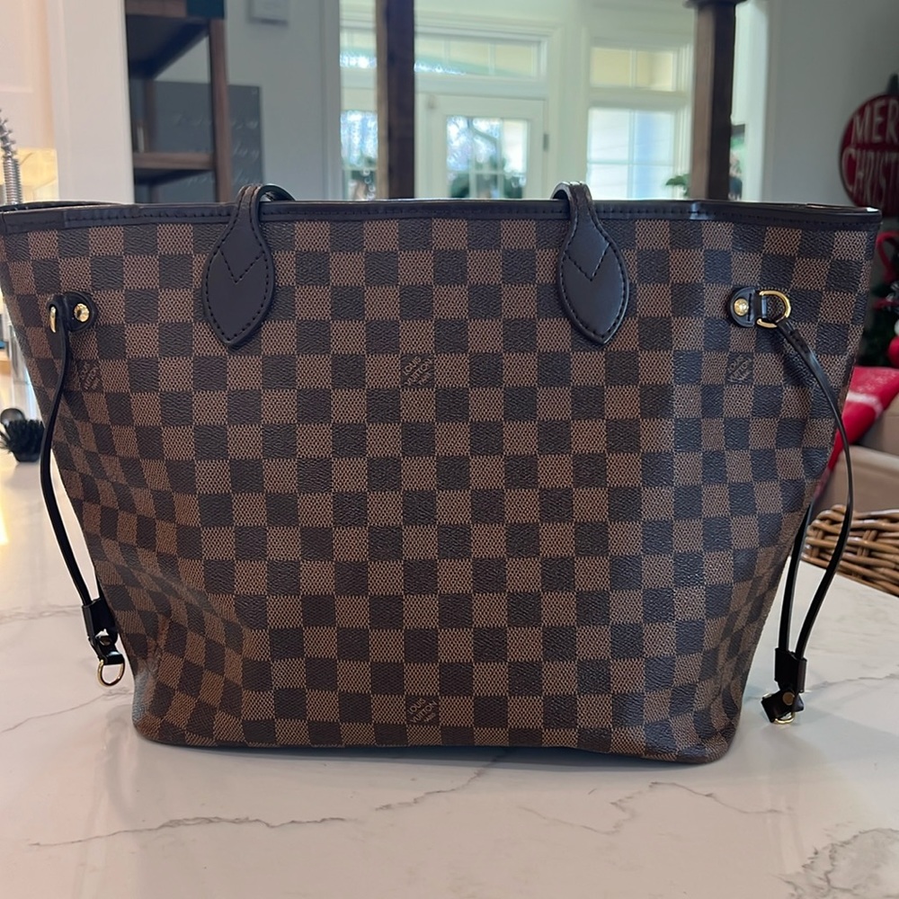 Authentic Louis Vuitton Neverfull MM Damien Ebene with Rose Ballerine interior
